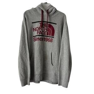The North Face Men’s XXL Gray Since 1968 Logo Pullover Hoodie Burgundy Print